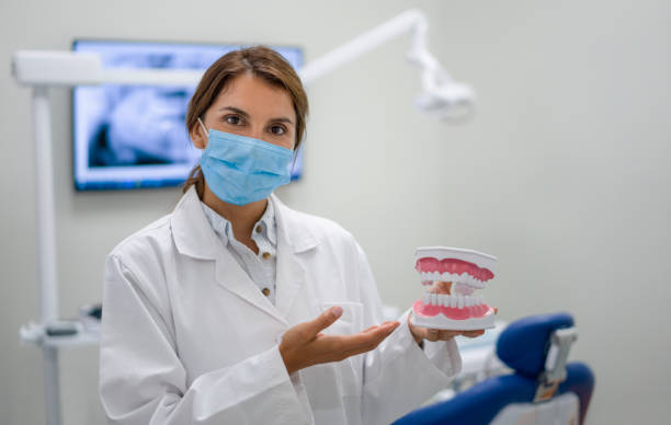 Best Emergency Tooth Extraction in Port Labelle, FL